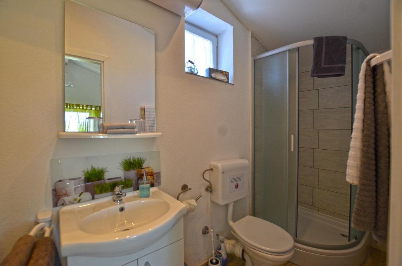 Bavica Apartments Ровинь Экстерьер фото