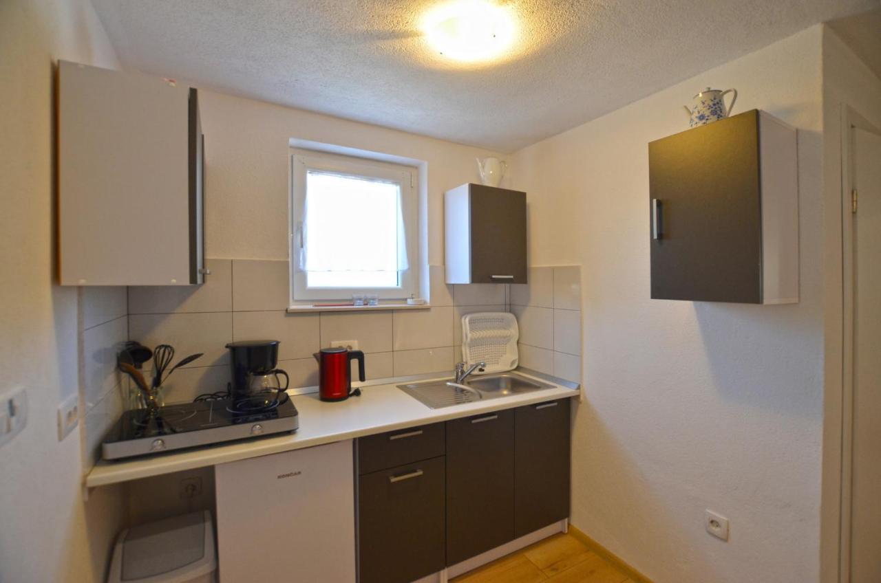 Bavica Apartments Ровинь Экстерьер фото
